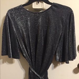 Beautiful Silver Shimmer Top w/Matching Belt.